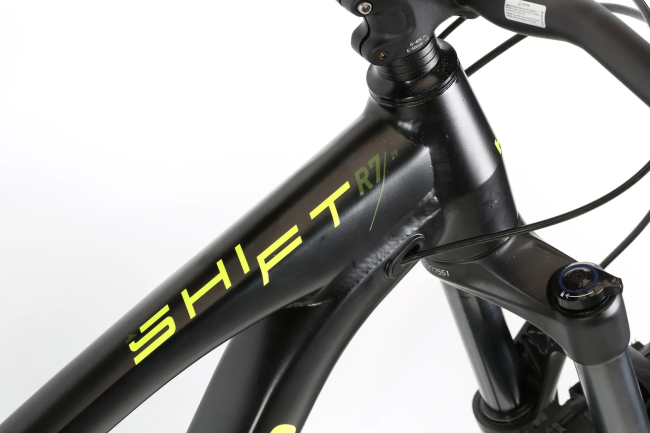 Велосипед Haro SHIFT R7 29 (Black / Green) Велосипед Haro SHIFT R7 29 (Black / Green)